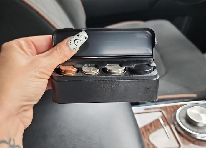 This Car Coin Organizer Will Have You Feeling Like A Train Conducter