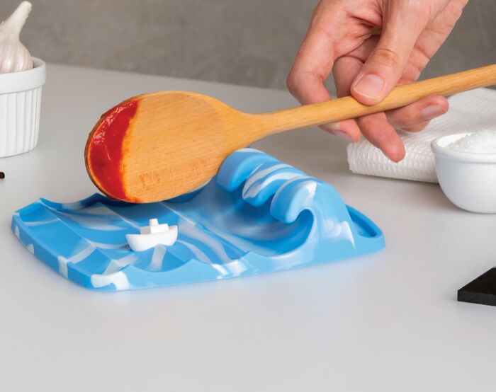  Ototo Wave Spoon Rest : Serves Up!
