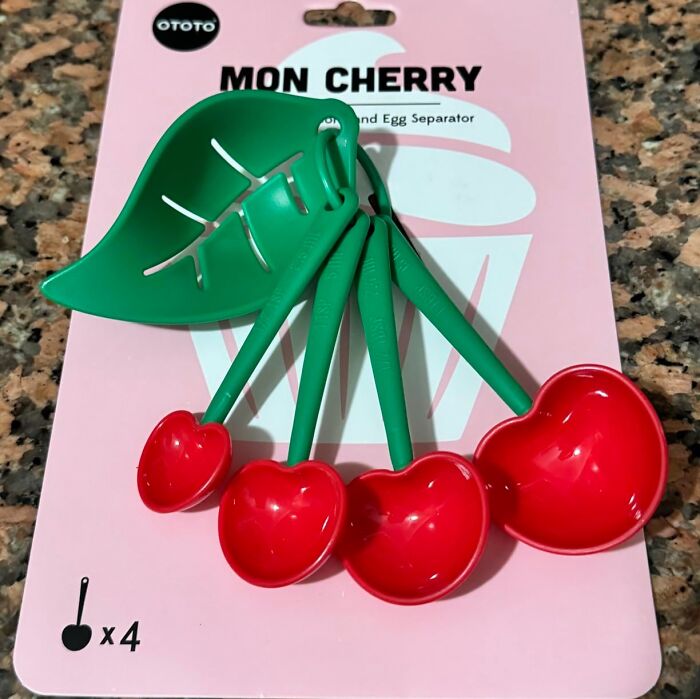  The Mon Cherry Measuring Spoons & Egg Separator: Your New Favorite Companion When Baking A Pie
