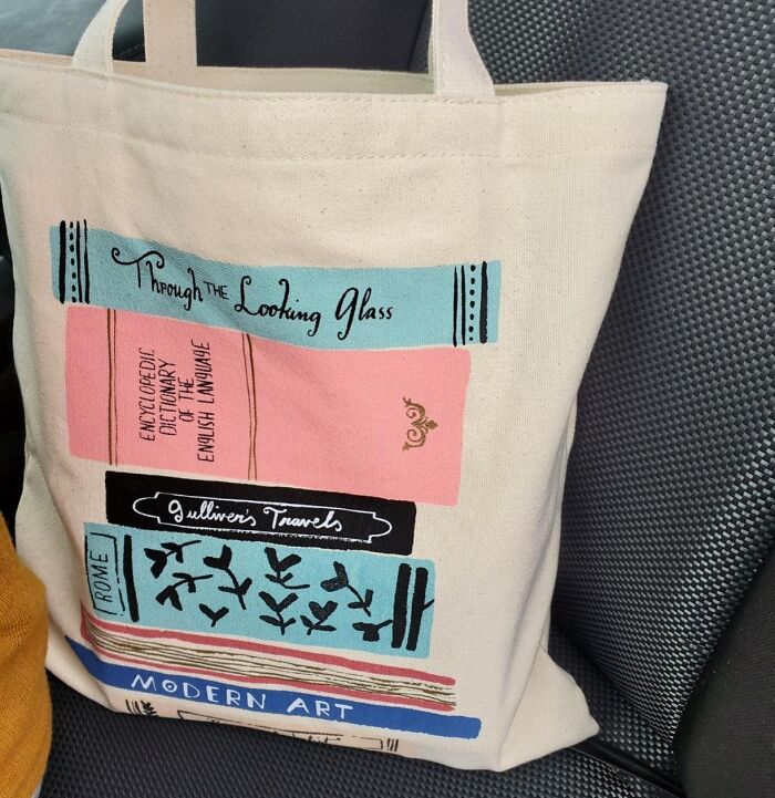 Every Artsy Bookworm Deserves A Kate Spade Canvas Tote Bag To Carry Their New Book Haul That They Probably Won’t Read Any Time Soon