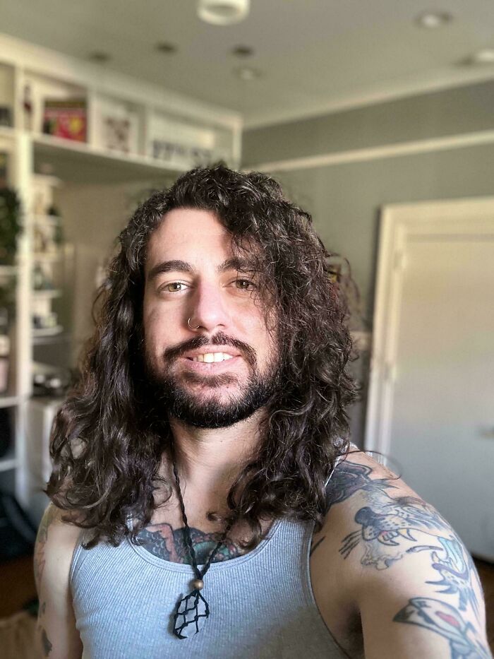 So, How Do My Fellow Longhaired Fellas Feel About My Mess?