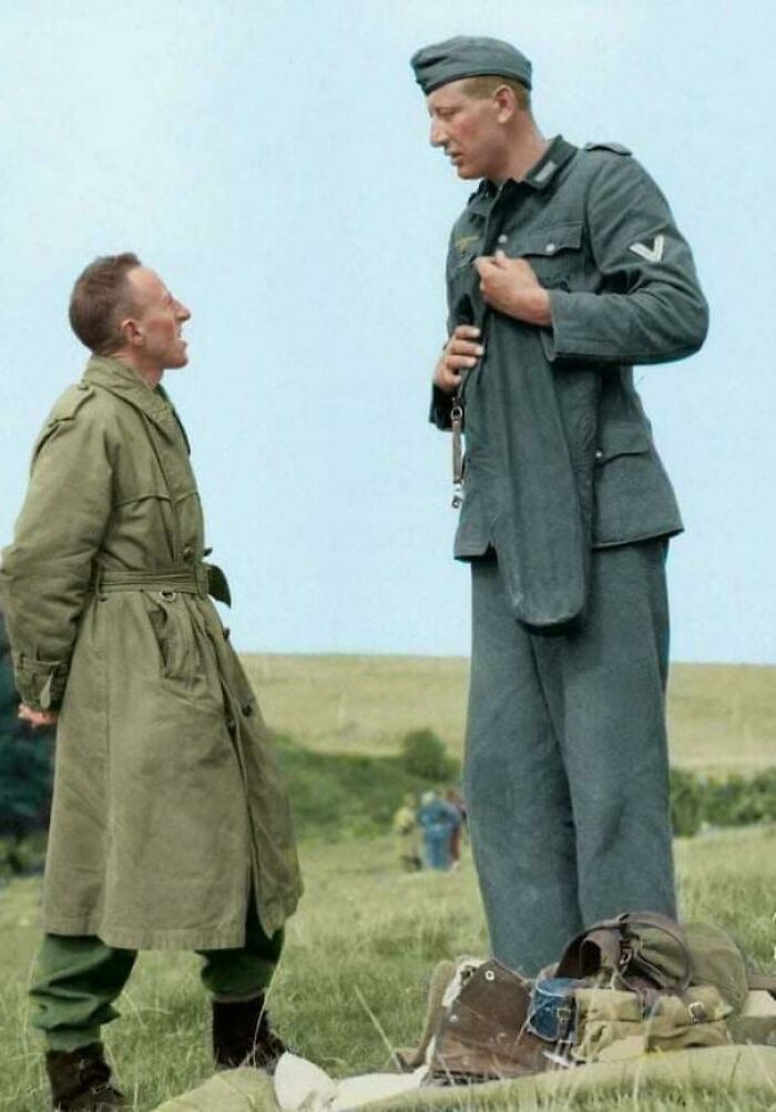 Former Circus Performer Jakob Nacken (7,3”) Was The Tallest German Soldier Of Wwll, Here He Is Chatting With British Corporal Bob Roberts (5,3”) After Surrendering To Him Near Calais, France In 1944