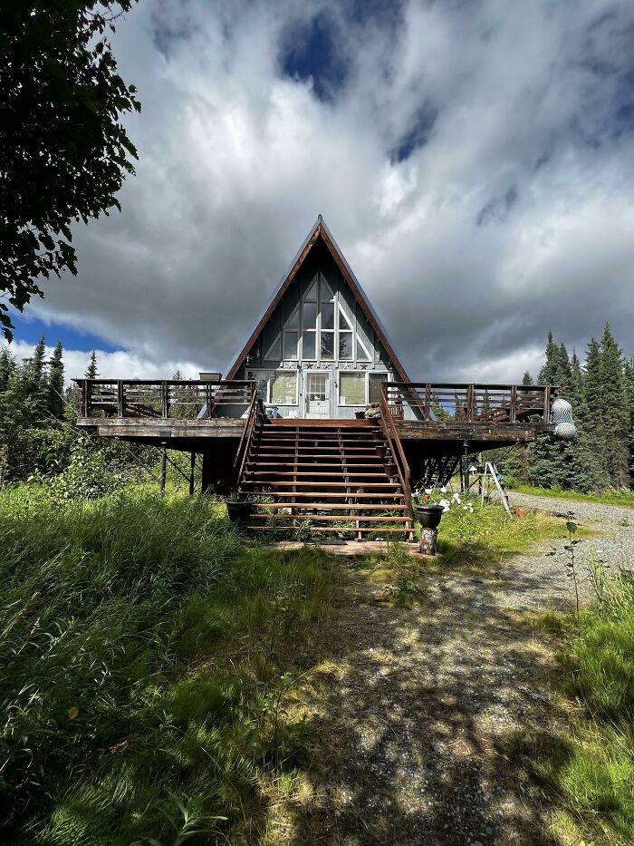 Girlfriend's Parents' Cabin In Alaska