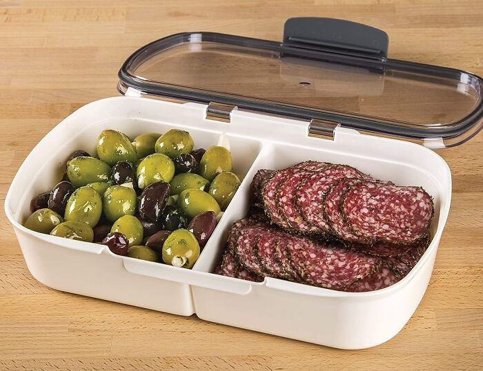 This Air Tight Split Food Storage Container Turns Your Lunchbox Into A Charcuterie Board 