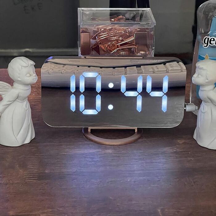  Digital Alarm Clock : Because On-Time Is On-Trend