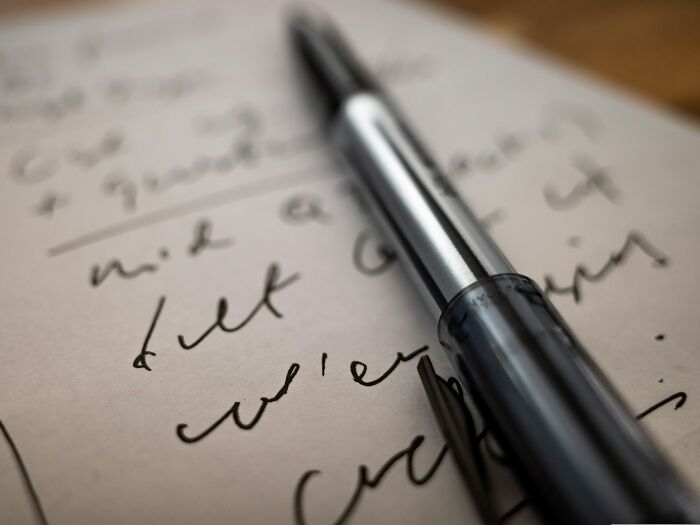 Hey Pandas, AITA For Not Telling My Friend I’m Not Happy With Her New Relationship? Hey Pandas, AITA For Not Telling My Friend I’m Not Happy With Her New Relationship?