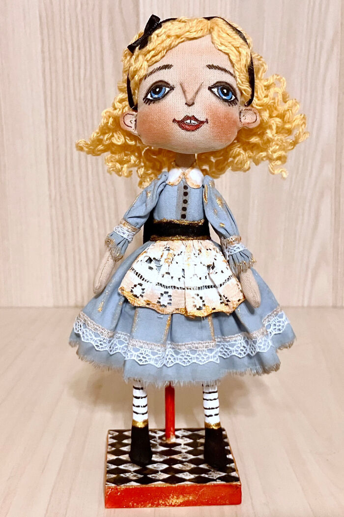 My Alice In Wonderland Art Dolls Collection (8 Pics)