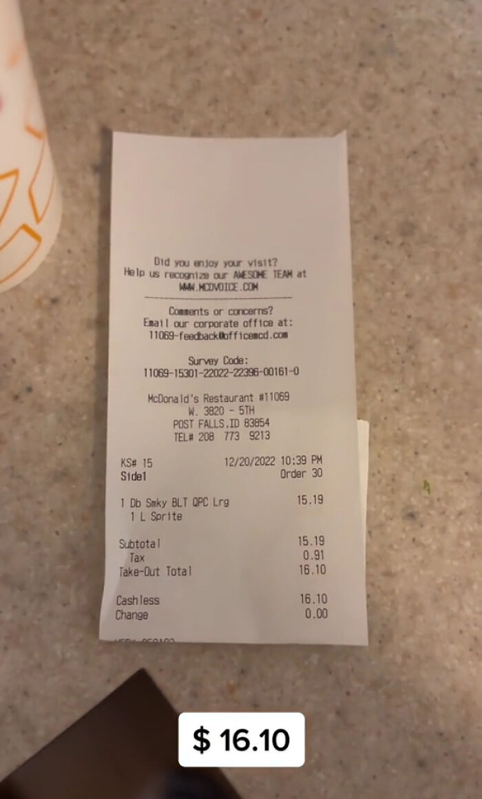 "McDonald’s Has Gotten Too Cocky": Internet Blasts Fast-Food Chain For Crazy-High Burger Prices "McDonald’s Has Gotten Too Cocky": Internet Blasts Fast-Food Chain For Crazy-High Burger Prices