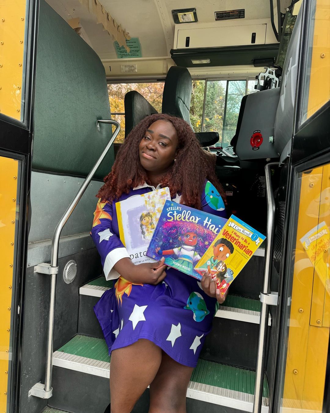 Woman Battles “Book Deserts” In Baltimore And Has Already Distributed Over 7,000 Books To Kids Woman Battles “Book Deserts” In Baltimore And Has Already Distributed Over 7,000 Books To Kids