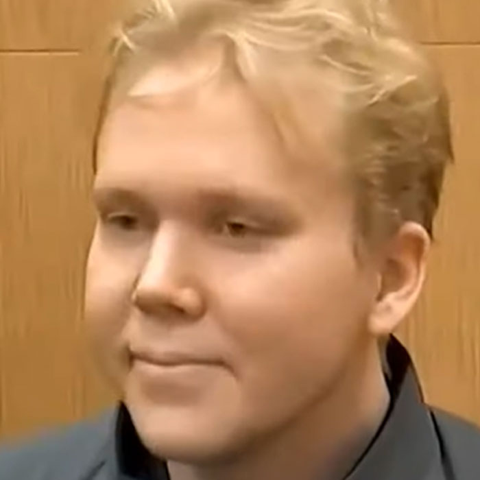 “I Remember Him Laughing At The Court”: 26-Year-Old “Most Wanted” Criminal Caught After 11 Years “I Remember Him Laughing At The Court”: 26-Year-Old “Most Wanted” Criminal Caught After 11 Years