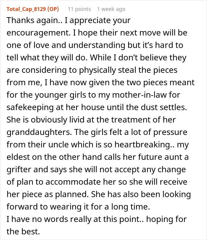 Internet Helps Woman To See Right Through Future SIL’s Manipulation After She Demands Heirloom Internet Helps Woman To See Right Through Future SIL’s Manipulation After She Demands Heirloom