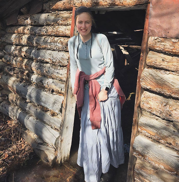 “Not Eating Biblically Clean”: Ex-Amish Secretly Runs TikTok Page To “Change Assumptions”
