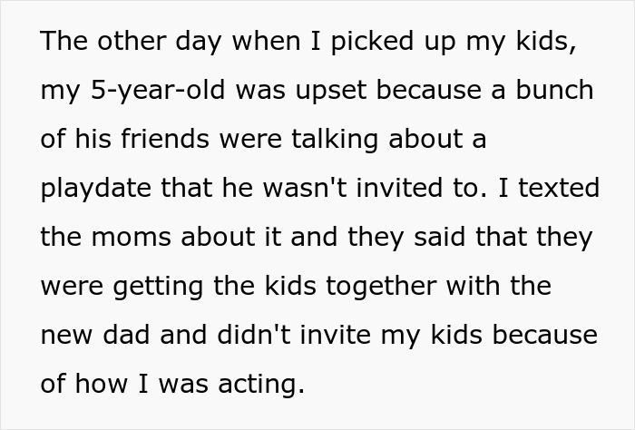 Mom Says She's Uncomfortable With Single Dad Being In Her Mom Group, So They Go On Without Her Mom Says She's Uncomfortable With Single Dad Being In Her Mom Group, So They Go On Without Her