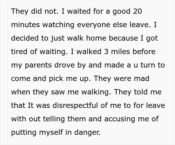 Parents Abandon Teen At His Graduation, He Refuses To Put His Cap And Gown On Again For Photos Parents Abandon Teen At His Graduation, He Refuses To Put His Cap And Gown On Again For Photos