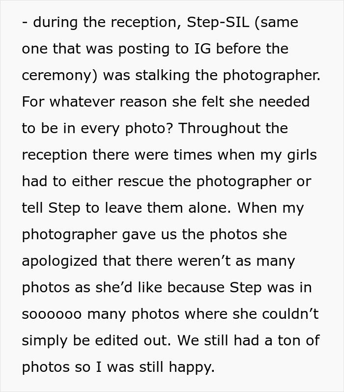 Woman Shares Her Wedding Drama She Had No Idea Was Unfolding Because Of Her “Bouncerettes” Woman Shares Her Wedding Drama She Had No Idea Was Unfolding Because Of Her “Bouncerettes”