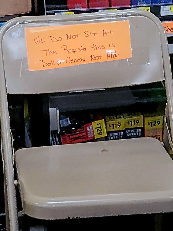 Dollar General Management With An Inspiring Message To The Staff
