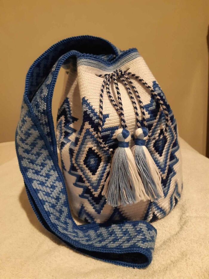 A Friend Of Mine Crochets Amazing Bags