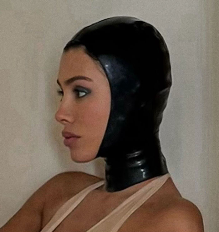 Bianca Censori Tests The Patience Of Italians Once More As She Covers Up Again With A Pillow Bianca Censori Tests The Patience Of Italians Once More As She Covers Up Again With A Pillow