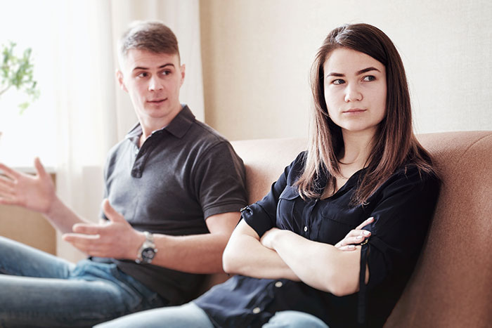 Guy Shocked That His ‘Lesson’ For GF Ends In A Breakup, Gets A Reality Check Guy Shocked That His ‘Lesson’ For GF Ends In A Breakup, Gets A Reality Check