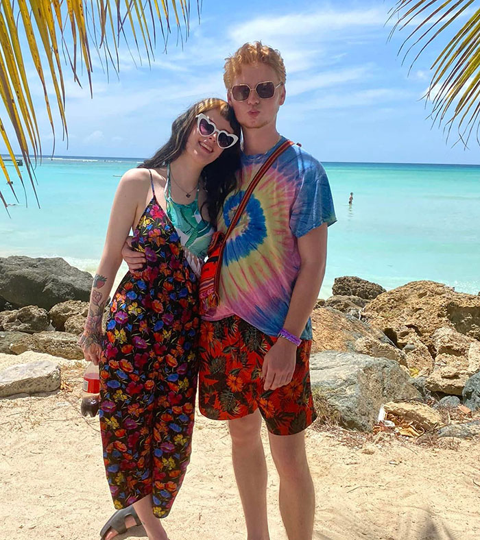 22-Year-Old Showcases Life After Building His Own House On Caribbean Island For Under $4,000 22-Year-Old Showcases Life After Building His Own House On Caribbean Island For Under $4,000