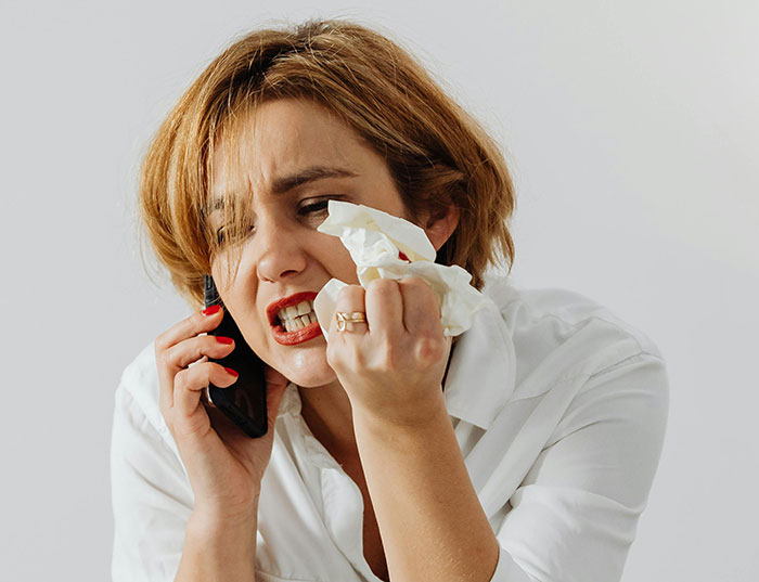 Man Is Extremely Hurt By Daughter Saying She Likes Mom's New BF Better, Removes Her From His Life Man Is Extremely Hurt By Daughter Saying She Likes Mom's New BF Better, Removes Her From His Life