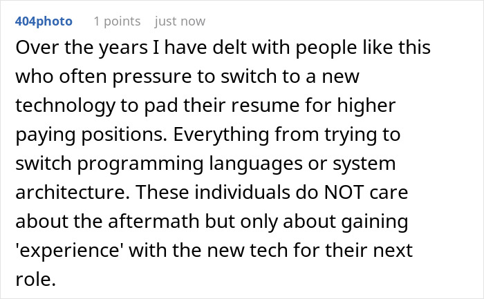 Middle Manager Thinks ChatGPT Can Replace Employees, Turns Out It Can Only Replace Him Middle Manager Thinks ChatGPT Can Replace Employees, Turns Out It Can Only Replace Him