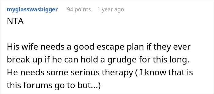 “He’s A Married Man”: Mom Calls Out Son For Being Mad At Sister For Dating His Childhood Ex “He’s A Married Man”: Mom Calls Out Son For Being Mad At Sister For Dating His Childhood Ex
