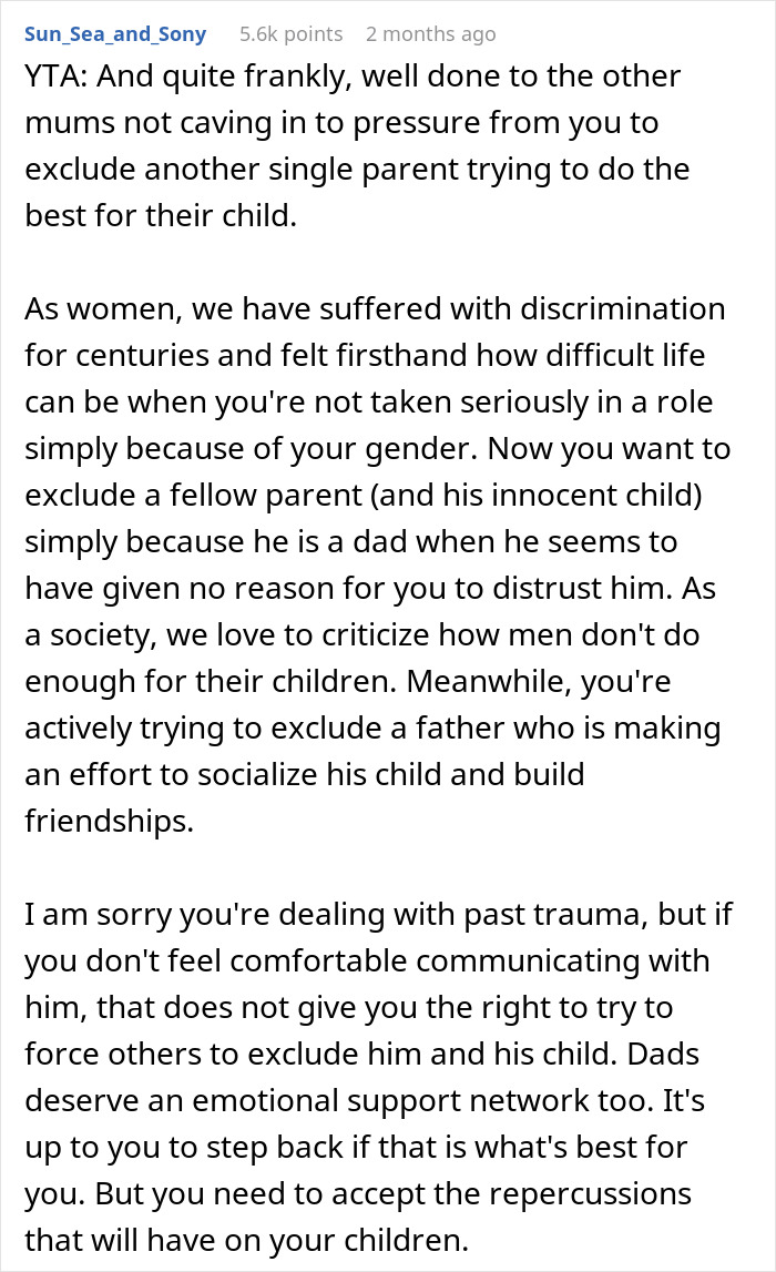 Mom Says She's Uncomfortable With Single Dad Being In Her Mom Group, So They Go On Without Her Mom Says She's Uncomfortable With Single Dad Being In Her Mom Group, So They Go On Without Her