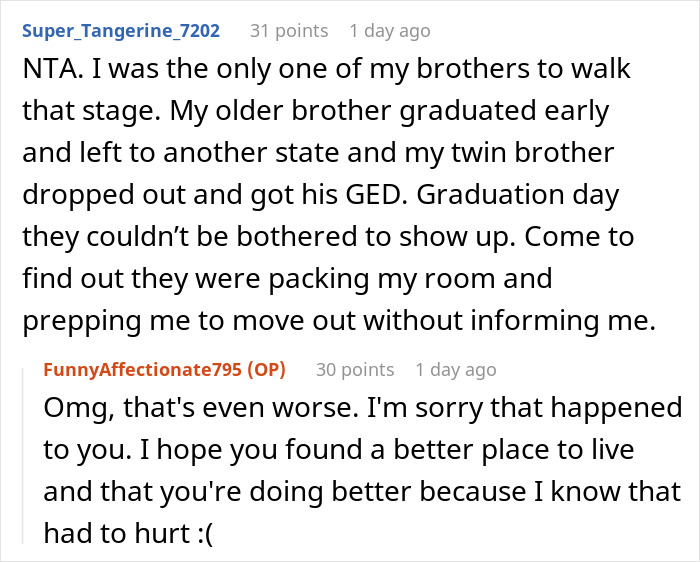 Parents Abandon Teen At His Graduation, He Refuses To Put His Cap And Gown On Again For Photos Parents Abandon Teen At His Graduation, He Refuses To Put His Cap And Gown On Again For Photos