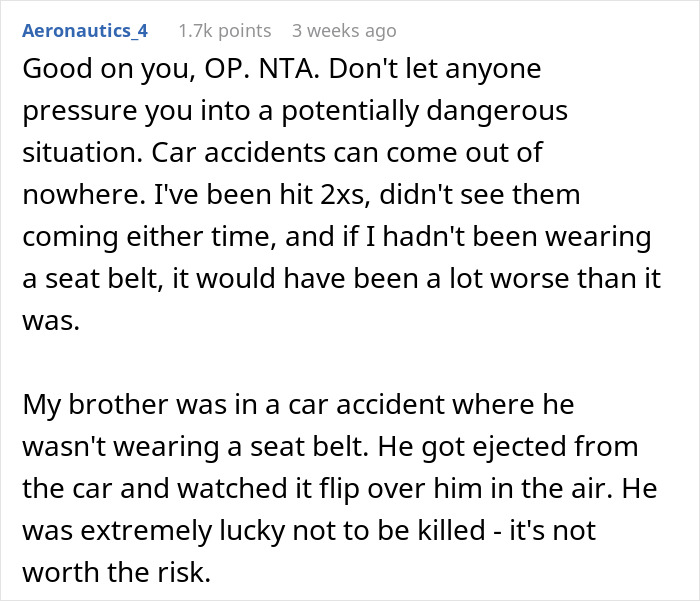 Friends Forced To Walk Home In 40-Degree Weather For Scoffing At Putting On Seatbelts In Guy's Car Friends Forced To Walk Home In 40-Degree Weather For Scoffing At Putting On Seatbelts In Guy's Car
