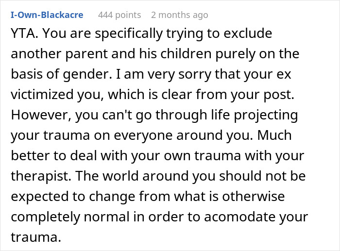 Mom Says She's Uncomfortable With Single Dad Being In Her Mom Group, So They Go On Without Her Mom Says She's Uncomfortable With Single Dad Being In Her Mom Group, So They Go On Without Her