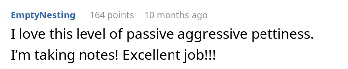 Fellow Passengers Approve Of This Woman’s Revenge On A Karen Who Refused To Be A ‘Decent Person’ Fellow Passengers Approve Of This Woman’s Revenge On A Karen Who Refused To Be A ‘Decent Person’