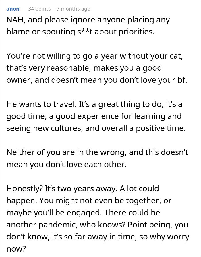 Woman Refuses To Leave Behind Her Cat To Travel Australia For A Year, Gets Dumped Woman Refuses To Leave Behind Her Cat To Travel Australia For A Year, Gets Dumped