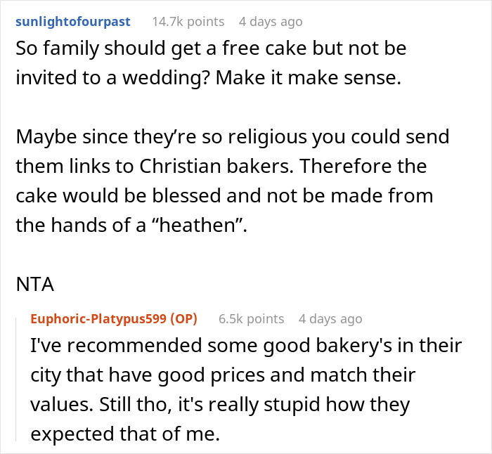 Woman Isn’t Invited To A Wedding Because She’s A “Sinner”, Gets Asked To Bake A Cake For It Woman Isn’t Invited To A Wedding Because She’s A “Sinner”, Gets Asked To Bake A Cake For It