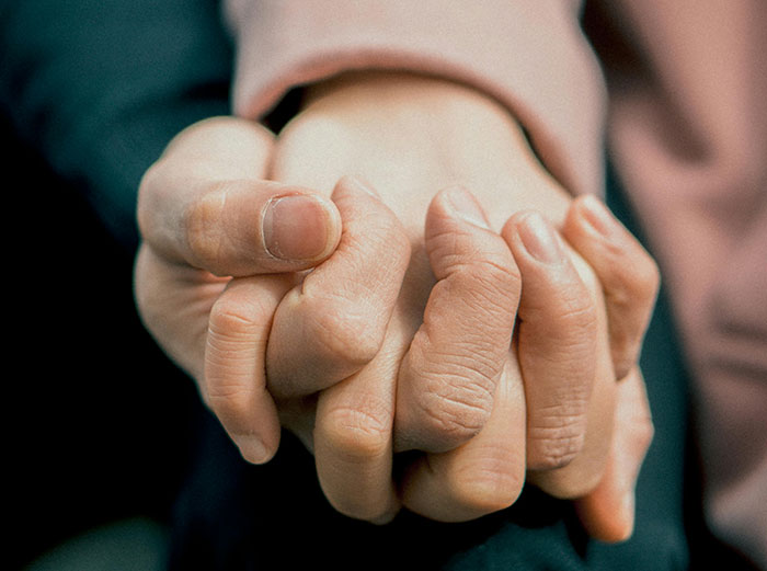 Man Forced To Choose Between His Newborn Son Or His PlayStation, Gets Kicked Out Screaming Man Forced To Choose Between His Newborn Son Or His PlayStation, Gets Kicked Out Screaming