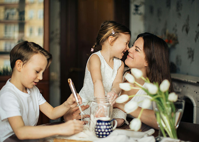 Dad Causes Irreparable Family Rift After Choosing His “Little Princess” Over Son’s Graduation Dad Causes Irreparable Family Rift After Choosing His “Little Princess” Over Son’s Graduation