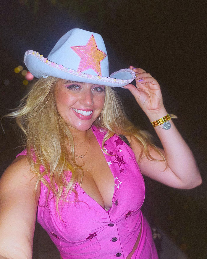 “I Have To Start Dating People My Own Age”: Gen-Z Woman Confused By Millennial’s Text “I Have To Start Dating People My Own Age”: Gen-Z Woman Confused By Millennial’s Text