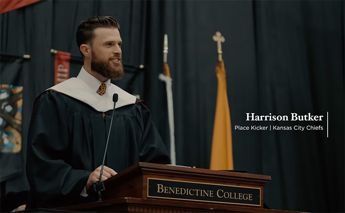 College Graduation Speech Sparks Handmaid’s Tale Comparisons And Calls For NFL Star Boycotts College Graduation Speech Sparks Handmaid’s Tale Comparisons And Calls For NFL Star Boycotts