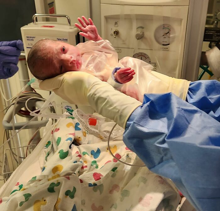 Couple Beats One-In-Fifteen-Million Odds To Welcome Identical “Miracle” Quadruplets Couple Beats One-In-Fifteen-Million Odds To Welcome Identical “Miracle” Quadruplets