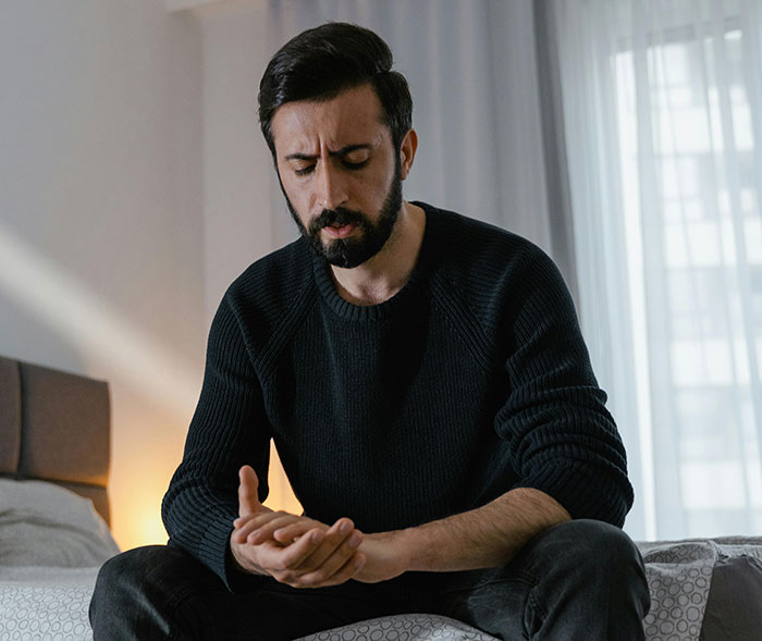 Dad Figures Out A Way To Get Back At 'Karen' Neighbor After She Makes Their Life Hell Dad Figures Out A Way To Get Back At 'Karen' Neighbor After She Makes Their Life Hell