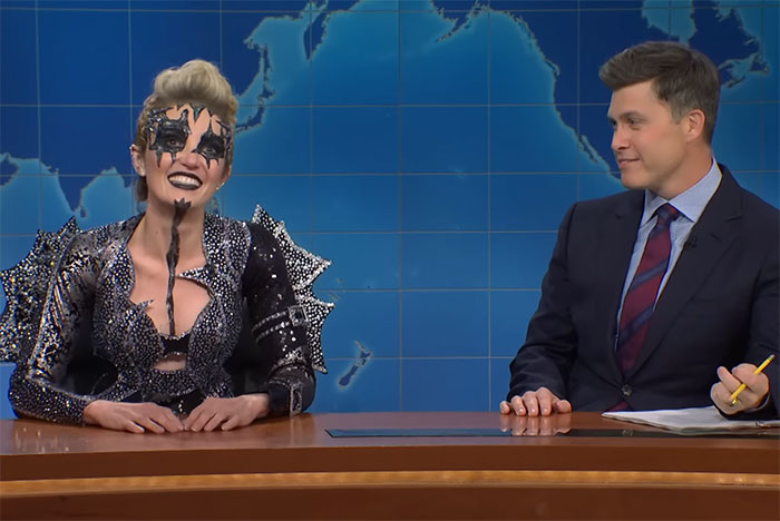 “They’re Laughing At Her, Not With Her”: JoJo Siwa SNL Skit Sparks Bullying Concerns “They’re Laughing At Her, Not With Her”: JoJo Siwa SNL Skit Sparks Bullying Concerns