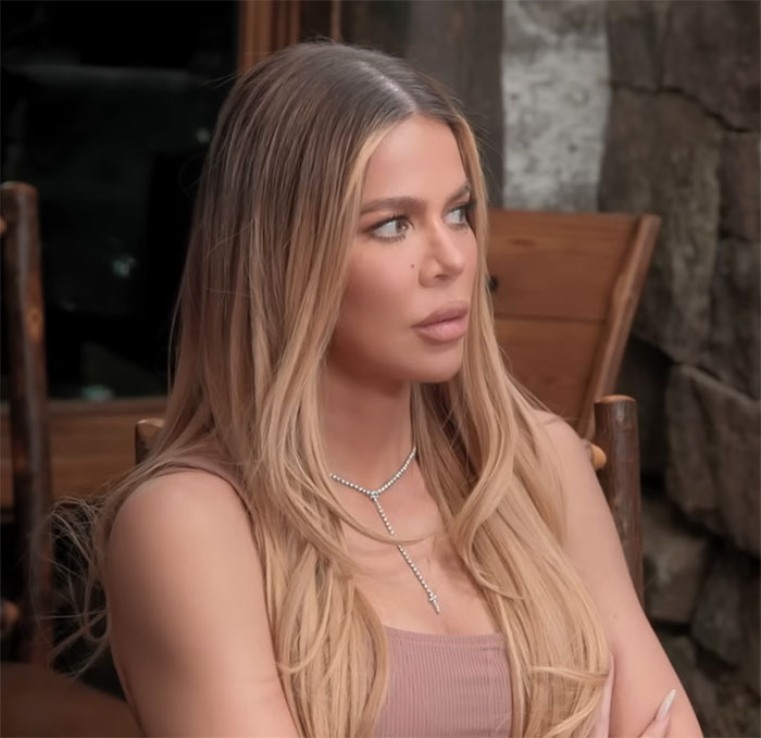 Fans Stunned After Kris Jenner Reveals Tumor In New The Kardashians Trailer Fans Stunned After Kris Jenner Reveals Tumor In New The Kardashians Trailer