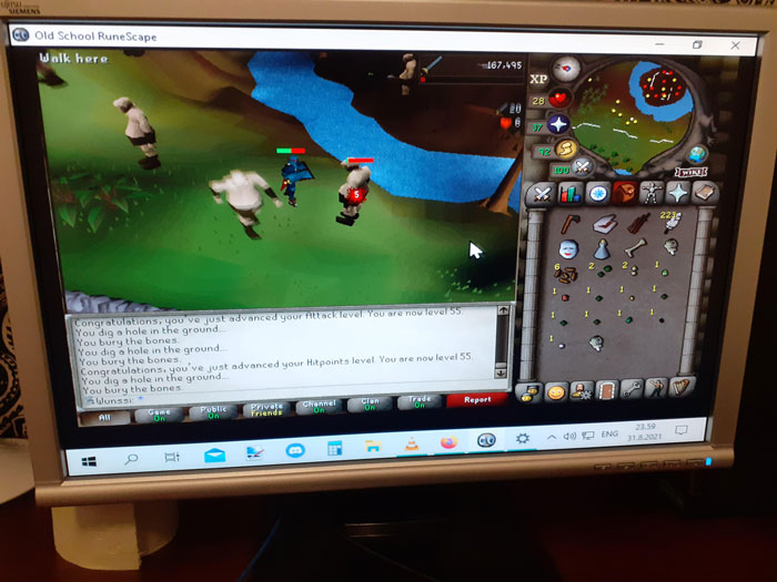 Woman Uses IP Address To Get Back At Hacker: "Kid Was Totally Freaking Out And Begging" Woman Uses IP Address To Get Back At Hacker: "Kid Was Totally Freaking Out And Begging"