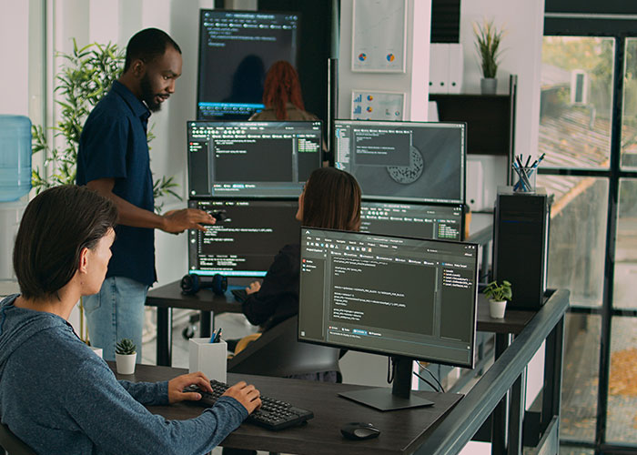 Middle Manager Thinks ChatGPT Can Replace Employees, Turns Out It Can Only Replace Him Middle Manager Thinks ChatGPT Can Replace Employees, Turns Out It Can Only Replace Him