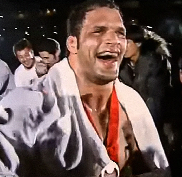 Dwayne “The Rock” Johnson Is “Unrecognizable” As Mark Kerr In Upcoming “The Smashing Machine” Dwayne “The Rock” Johnson Is “Unrecognizable” As Mark Kerr In Upcoming “The Smashing Machine”