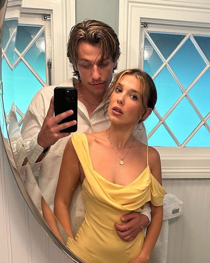 Millie Bobby Brown And Jake Bongiovi Married In “Romantic Affair” Attended By Father Jon Bon Jovi Millie Bobby Brown And Jake Bongiovi Married In “Romantic Affair” Attended By Father Jon Bon Jovi