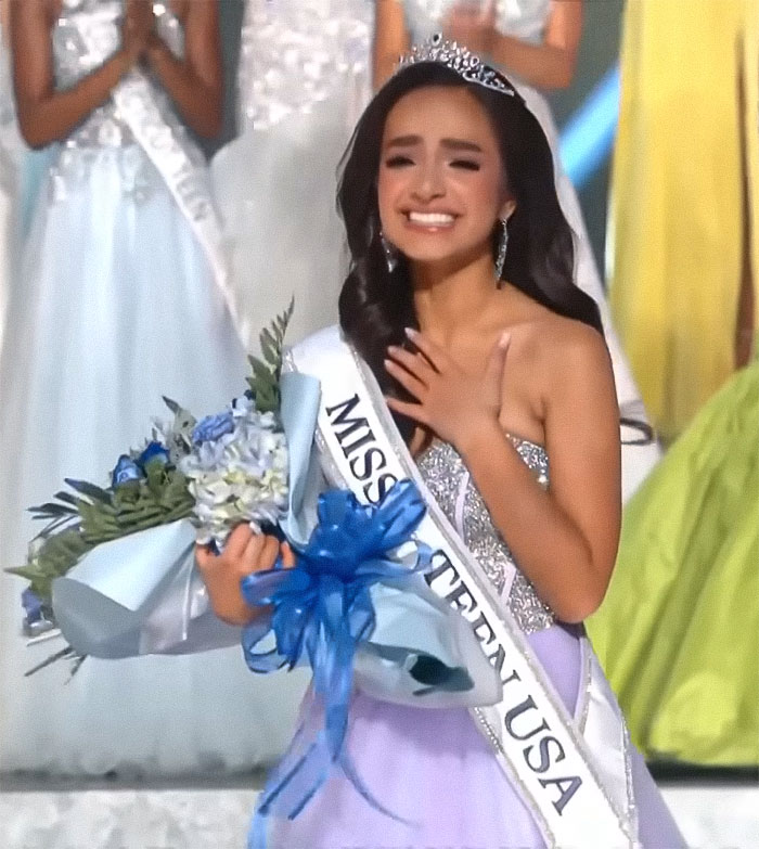 “I Am Silenced”: People Think Miss USA’s Resignation Post Hides Secret Cry For Help “I Am Silenced”: People Think Miss USA’s Resignation Post Hides Secret Cry For Help