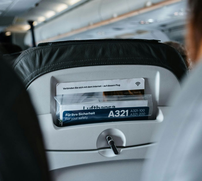 Person Gets Their Seat Stolen As Mother With Children Took It Over During Family Preboarding Person Gets Their Seat Stolen As Mother With Children Took It Over During Family Preboarding