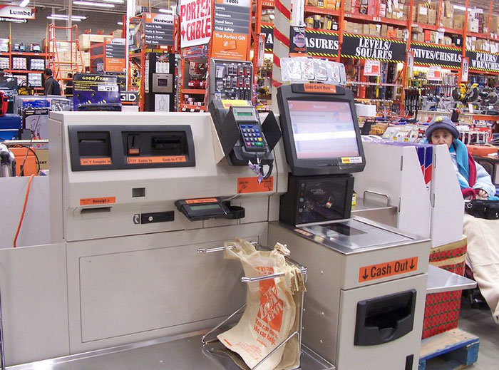 Entitled Family Cuts In Line, Man's Clever Move Makes Them Pay $80 More Entitled Family Cuts In Line, Man's Clever Move Makes Them Pay $80 More