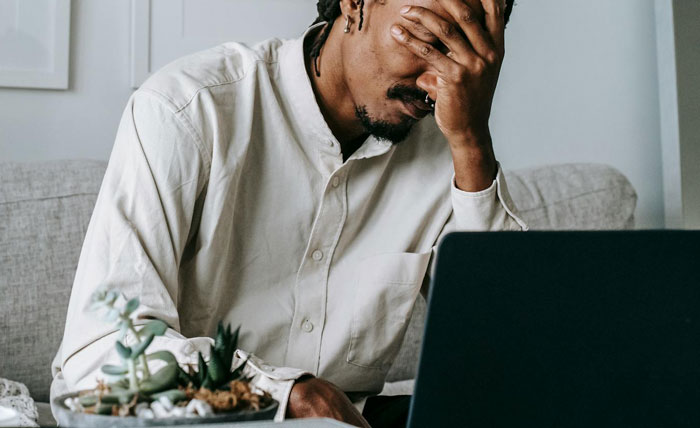 "They Want To Sue Me Now": Photographer Doesn't Show Up To Wedding "They Want To Sue Me Now": Photographer Doesn't Show Up To Wedding